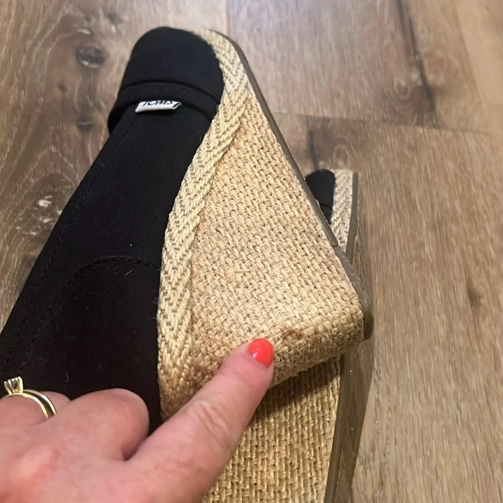 TOMS Black Peep-Toe Wedges Size 9 Great Used Condition